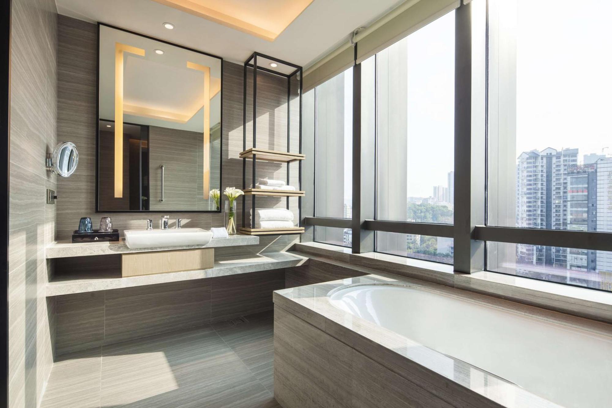 Doubletree By Hilton Hotel Shenzhen Longhua, Near Huawei, Foxcnn, Shenzhen North Railway, Uniwalk & Uniworld Shopping Mall, Sam'S Club Zewnętrze zdjęcie
