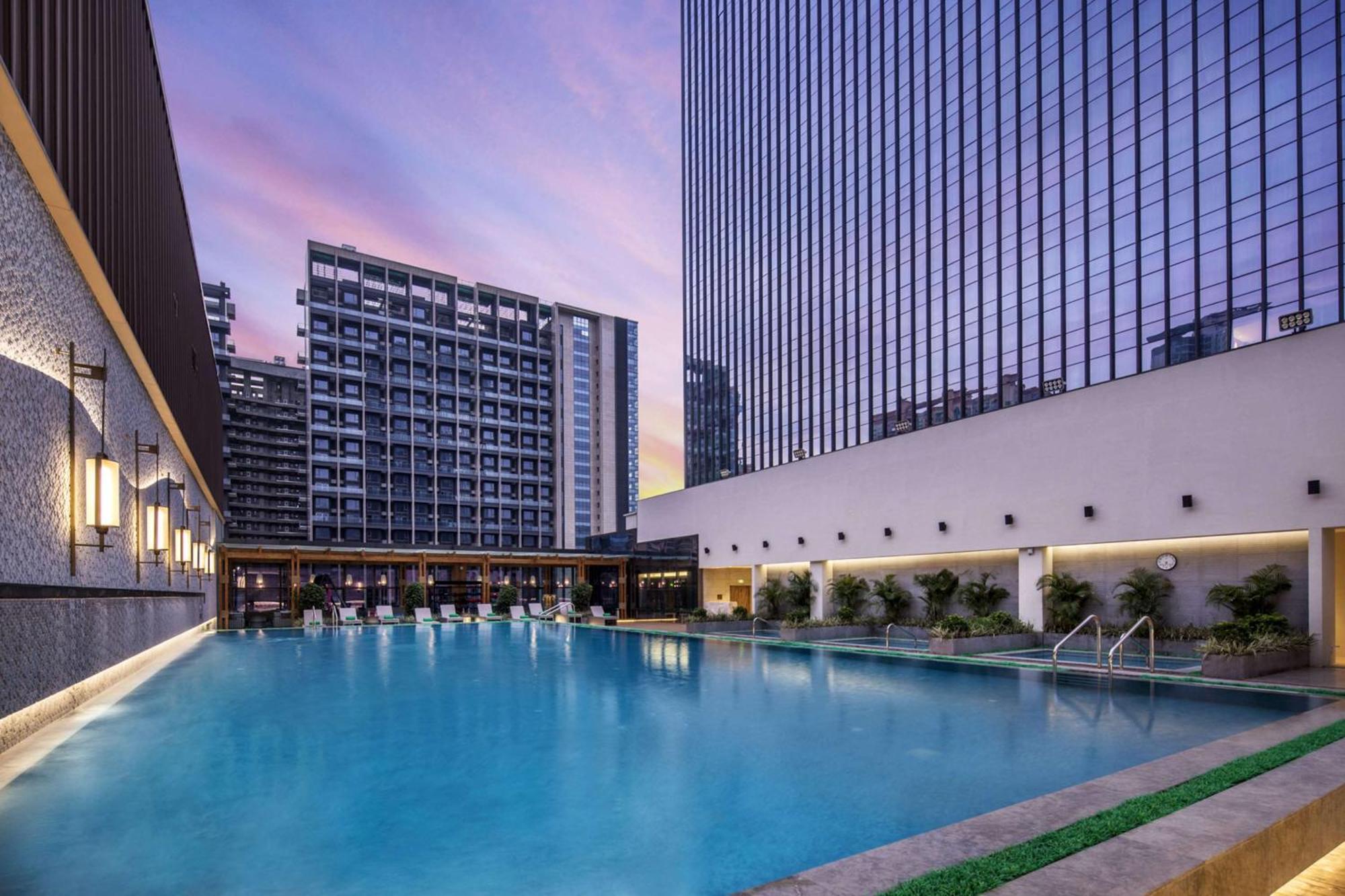 Doubletree By Hilton Hotel Shenzhen Longhua, Near Huawei, Foxcnn, Shenzhen North Railway, Uniwalk & Uniworld Shopping Mall, Sam'S Club Zewnętrze zdjęcie